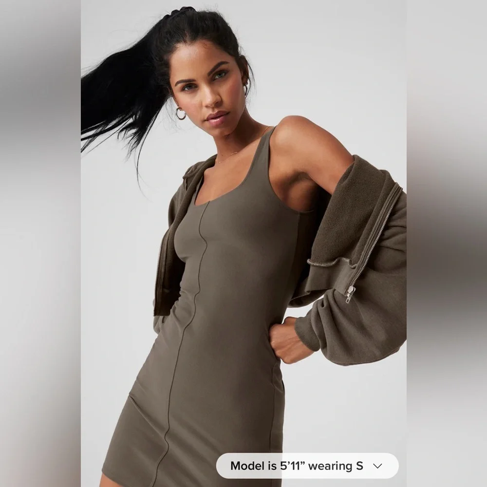 ALO Yoga NWT Alosoft Head start Dress OliveTree Color Size M